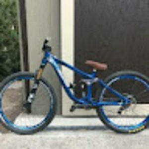 Meet your Posher, Travis